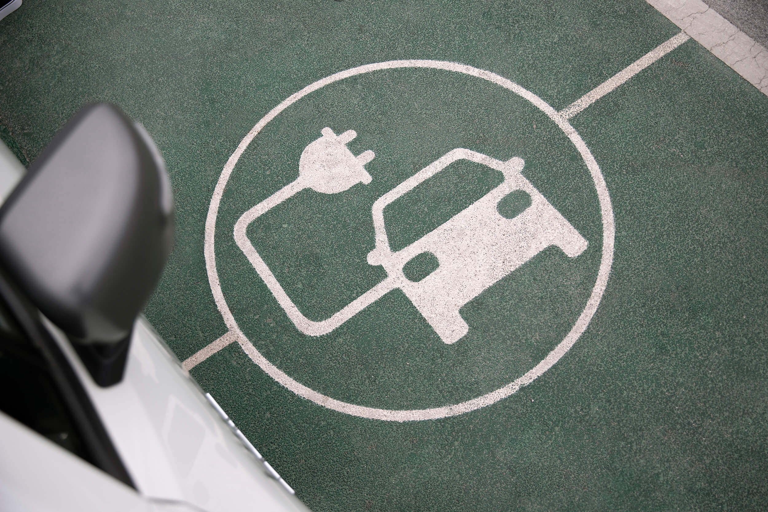 Understanding the Types of Electric Vehicles